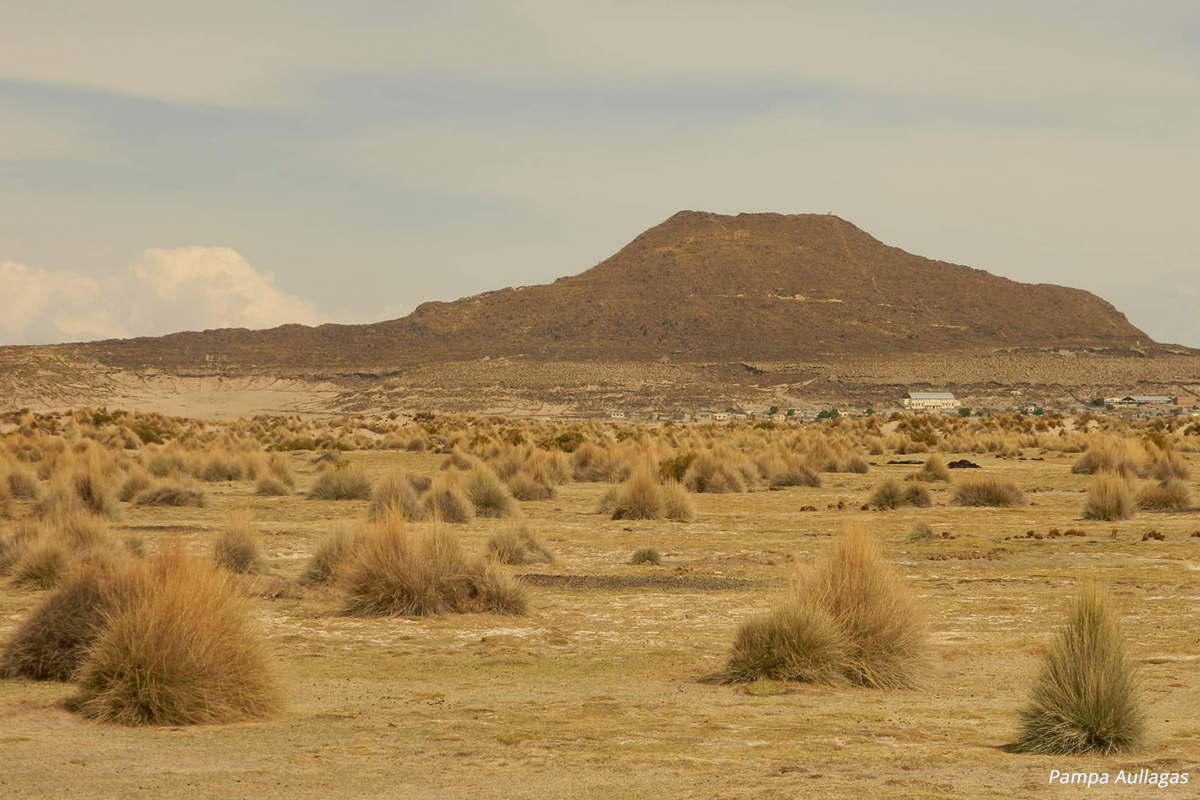 Jim Allen profundiza la investigación sobre la Atlántida en una nueva visita al altiplano boliviano 